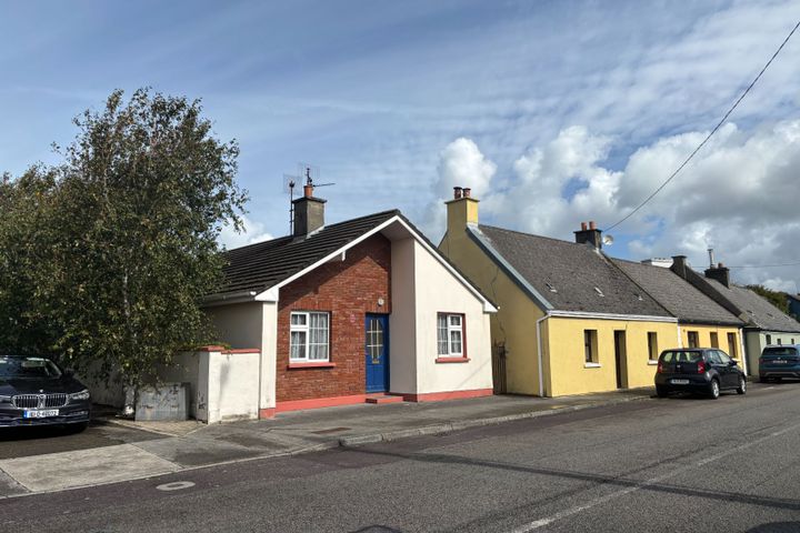The Bungalow, Lower Caherina, Tralee, Co. Kerry, V92V4FH