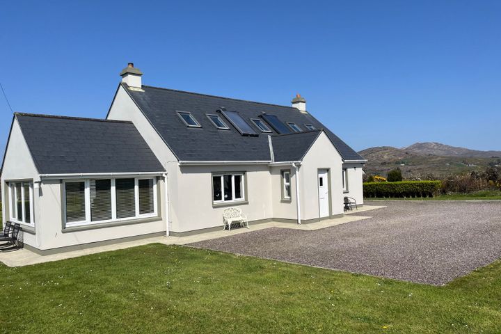 Knock, Lowertown, Schull, Co. Cork, P81HY26