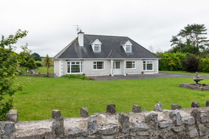 Cillcastle Lodge, Timanagh, Ballintober Village, Co. Roscommon, F45HE44