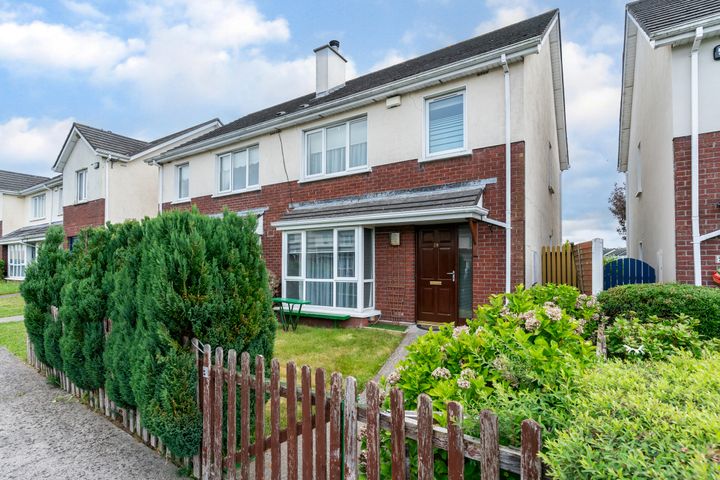 28 The Crescent, Ashfield, Muine Bheag, Co. Carlow, R21T322