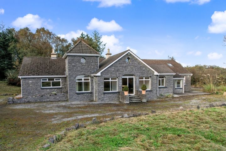 Derry Quay Lodge, Ballymagibbon South, Cross, Claremorris, Co. Mayo, F12VY04