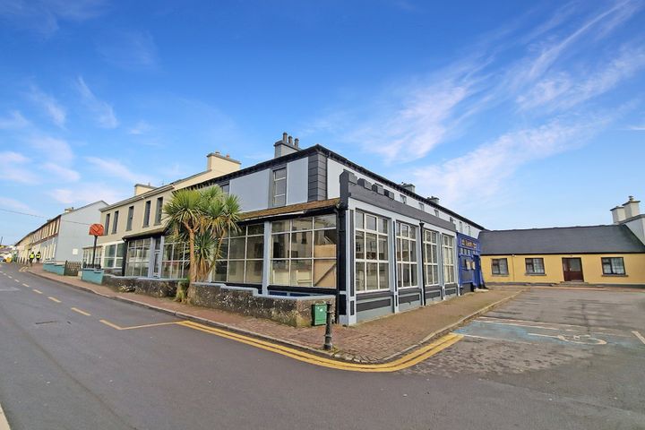 The Square, Lisdoonvarna, Co. Clare, V95FF64