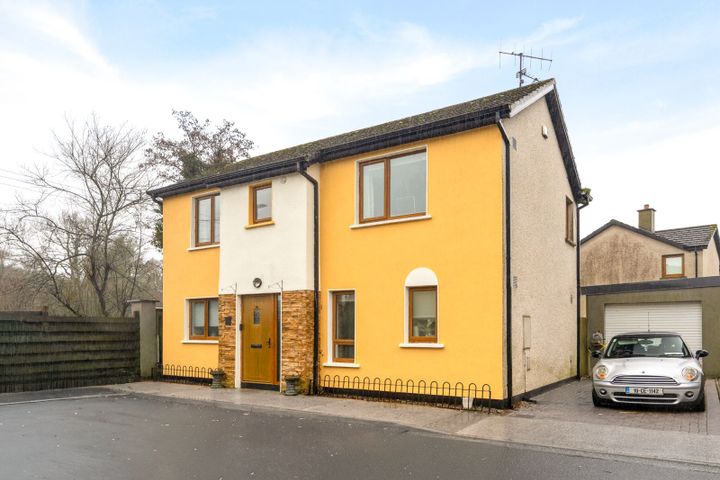 No. 30 Bridgemeadow, Milehouse Road, Enniscorthy, Co. Wexford, Y21E3E5