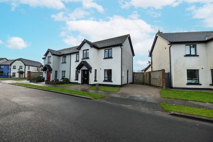27 Castle View Court, Delvin, Delvin, Co. Westmeath, N91RH21
