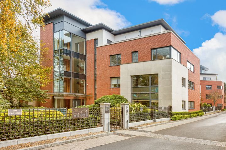 14 Lansdowne Wood, Lansdowne Road, Ballsbridge, Dublin 4, D04VW89