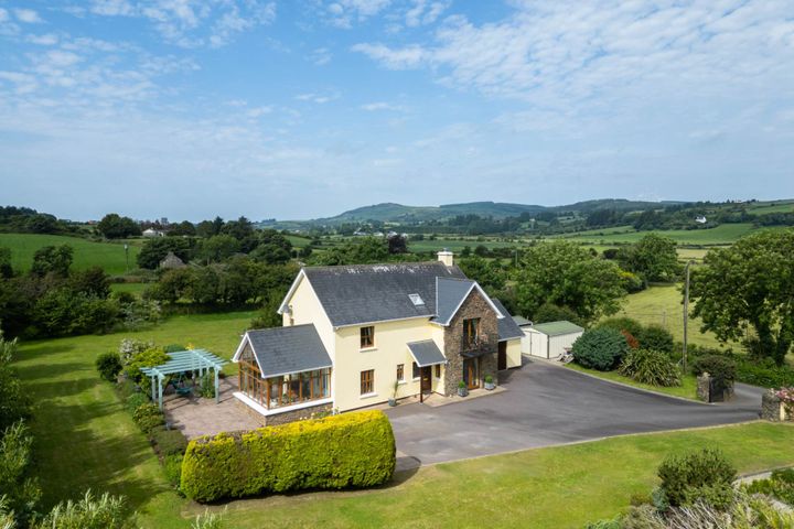 "Book End", Sarue, Reenascreena, Rosscarbery, Co. Cork, P85D853