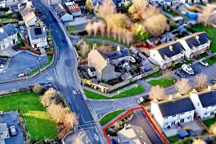 East Main Street, Lismore, Co. Waterford, P51CK70