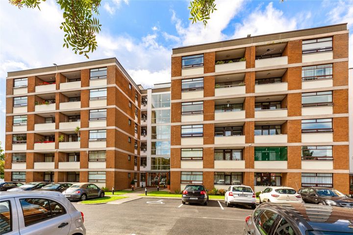11 Rowan Hall, Millbrook Village, Milltown, Dublin 6, D06NY86