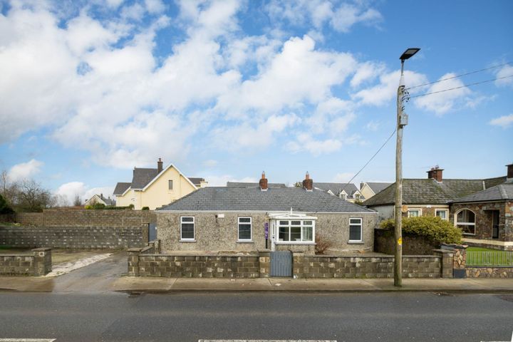 Enniscorthy Road, Ferns, Co. Wexford, Ferns, Co. Wexford, Y21VX48