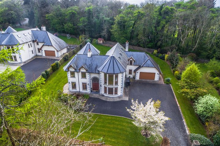 32 Castlewoods, Ballinamona, Old Tramore Rd, Waterford