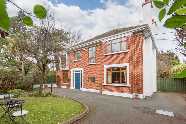 Karnock, Strandbrook Rd, Blackrock, Dublin