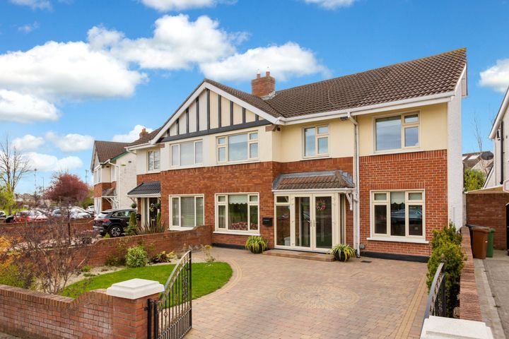 35 Luttrellstown Ave, Castleknock, Dublin 15, Dublin 15, Dublin