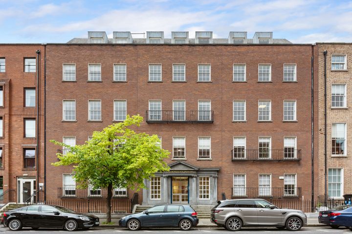 Newmount House, Lower Mount Street, Dublin 2, Dublin 2