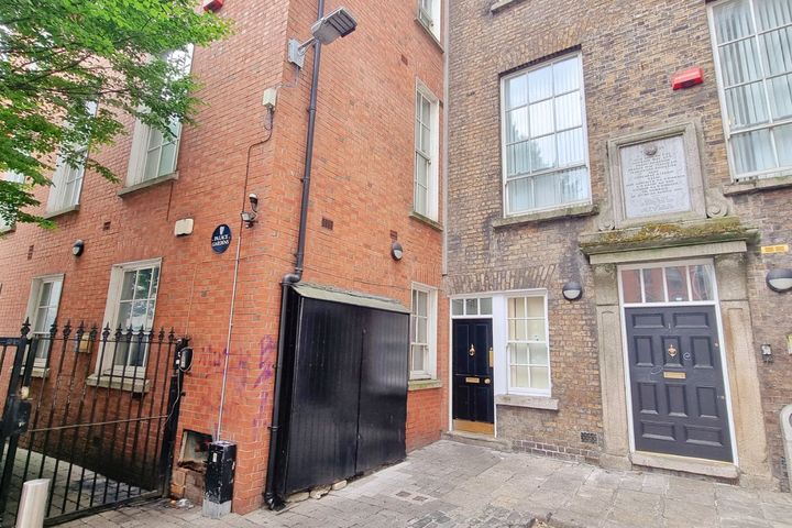 Apartment 10, Palace Gardens, Temple Bar, Dublin 2, D02DP26