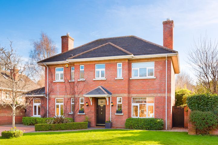 3 Clonfaddagh Wood, Mount Merrion Ave, Blackrock, Dublin