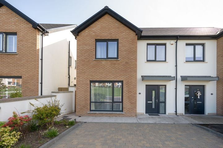 17 The Crescent, Heathfield, Carriganarra, Ballincollig, Co. Cork, P31DY76