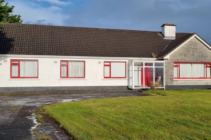 Ballytrasna, Ventry, Dingle, Co. Kerry, V92A7X3