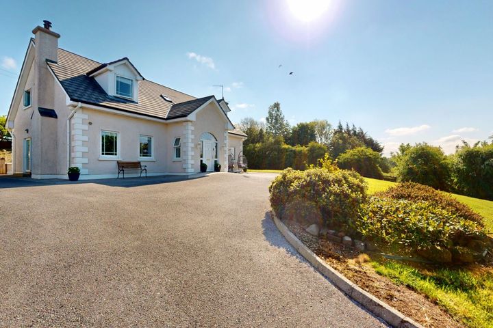 1 Naughan, Belturbet, Co. Cavan, H14XF20