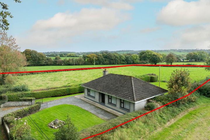 Knockardbane, Liscarrol, Co. Cork, P51E2C2