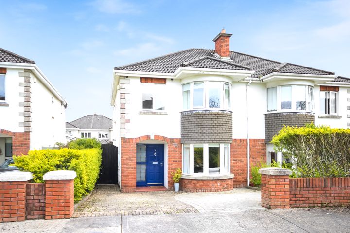 78 Oak Glade, Blessington Road, Naas, Kildare