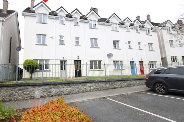 108 Sli Gheal, Ballymoneen Rd, Knocknacarra, Galway