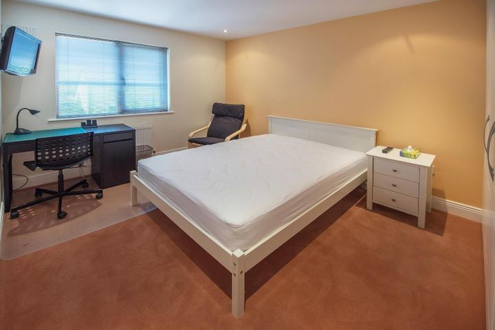 Hunters Meadow, Ballycullen, Dublin 16