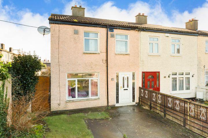 30 Kilmartin Park, Tallaght, Dublin 24, D24KF6W