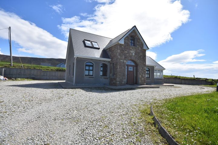 Dooncarton House, Glengad, Pullathoamas, Ballina, Co. Mayo, F26P8X5
