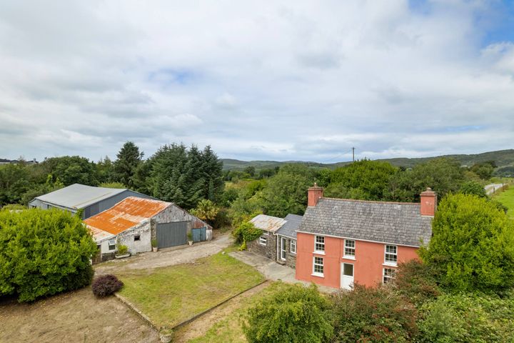 Aughaville, Bantry, Co Cork, P75V025