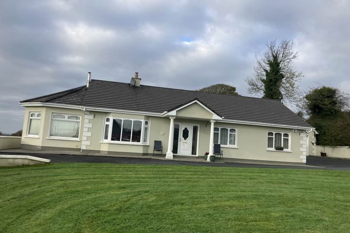 Kilglass, Mitchelstown.  FINAL OFFERS FRIDAY 29th November, Co. Cork, P67PK75