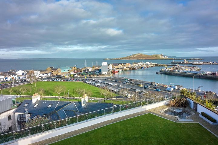 2 Thulla, Dunbo Hill, Howth, Dublin 13, Dublin