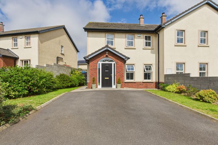 132 Cluain Lárach, Knockenduff, Tramore, Co. Waterford, X91W32H
