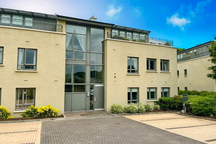 Apartment 2, Joyce Hall, Carrickmines Avenue, Cabinteely, Dublin 18, D18AK26