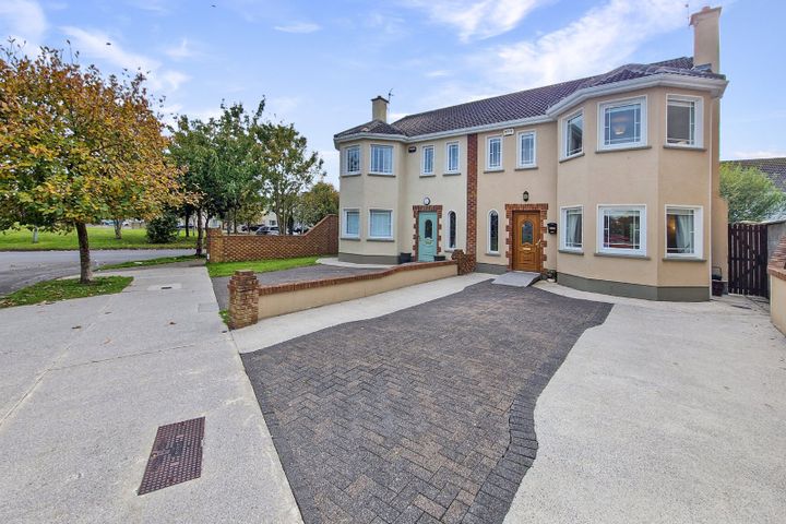 2 Glen View Road, Cappahard, Tulla Road, Ennis, Co. Clare, V95K6K8