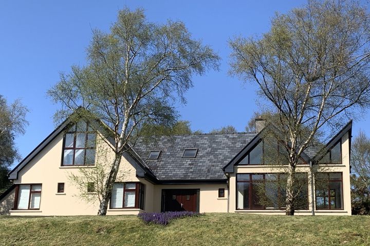 Carrowbaun, Westport, Co Mayo, F28NC04