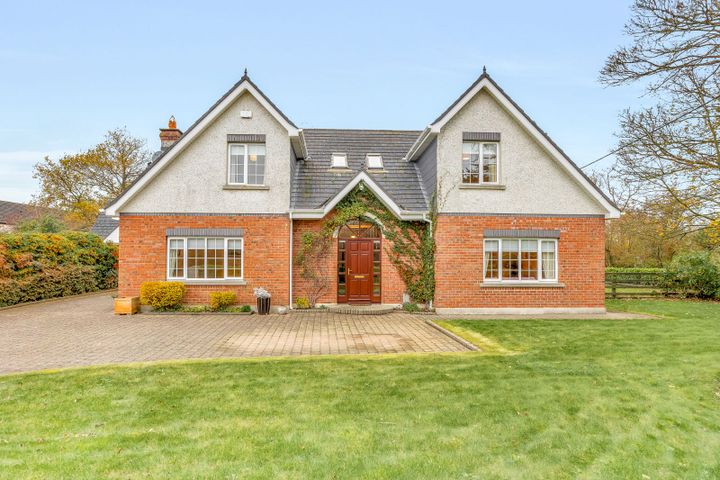 Ballymoss, 1 O'Brien'S Lane, Oldtown, Co. Dublin, A45H927