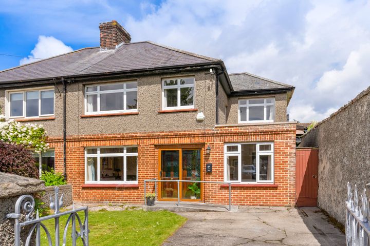 12 Sandymount Castle Drive, Sandymount, Dublin 4, D04E624