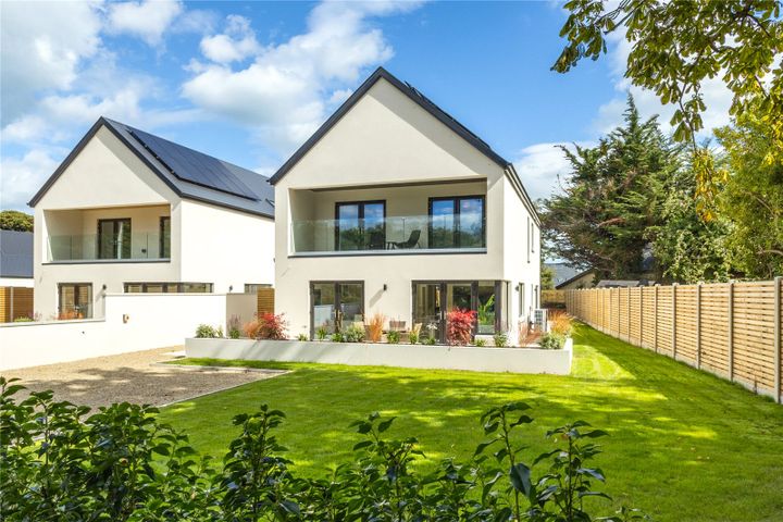 1 Chestnut Grove, Sea Road, Kilcoole, Co Wicklow