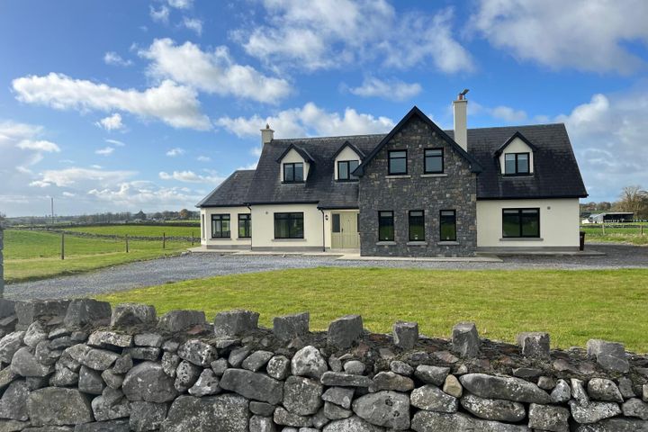 Rackins, Curraghboy,  Athlone, Co Roscommon, N37RR83