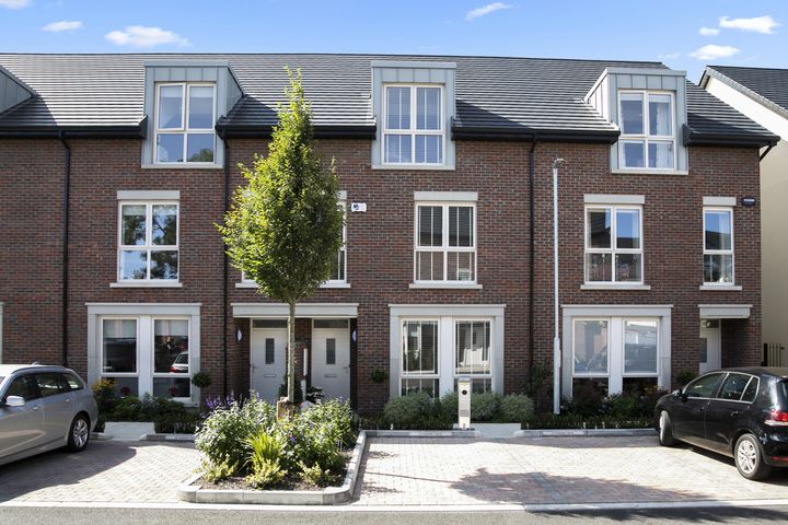 27 Fairway Drive, Cualanor, Upper Glenageary Road, Dublin