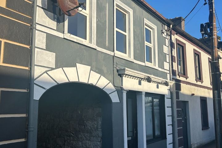 8 The Crescent, New Cork Road, Midleton, Co. Cork, P25X432