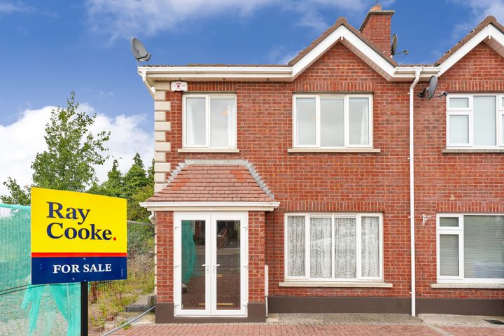 1 Broadfield Court, Rathcoole. Co. Dublin