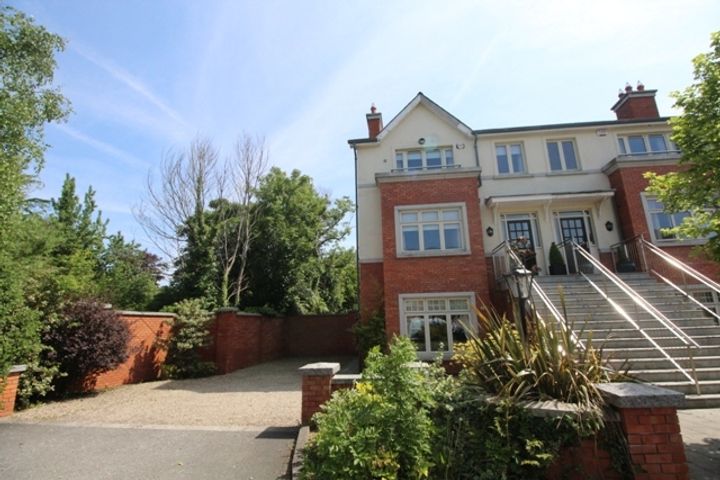 11 Farmleigh Close, Farmleigh Woods, Castleknock, Dublin 15, Dublin