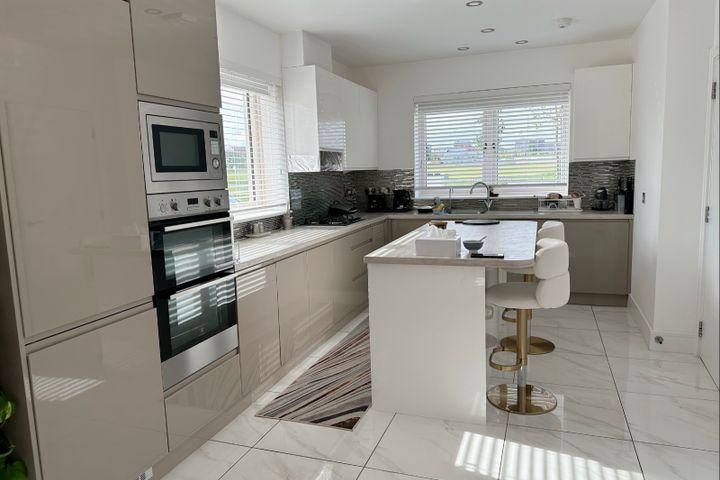 Shackleton Manor, Lucan , Lucan, Co. Dublin