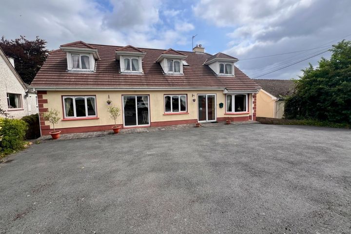 Harbour Lodge, Harbour Road, Ballinasloe, Co. Galway, H53D237