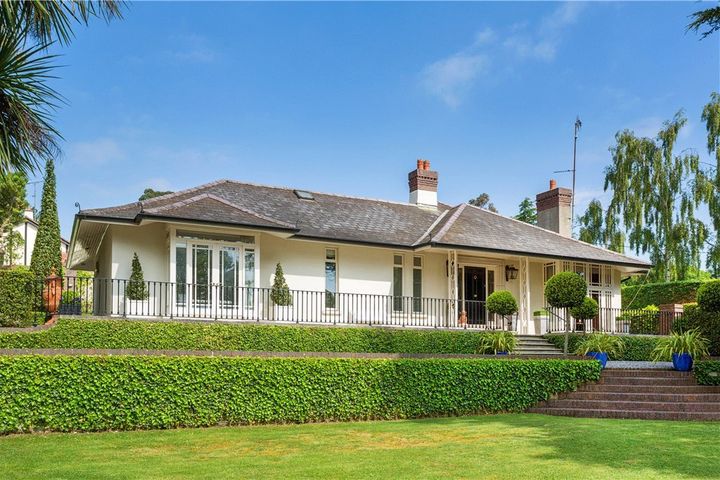 Rathnore, Brennanstown Rd, Dublin 18, Dublin 18, Dublin