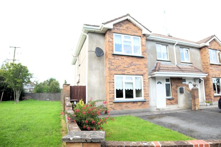 22 Hazelwood, Loughrea, Co. Galway, H62AP68