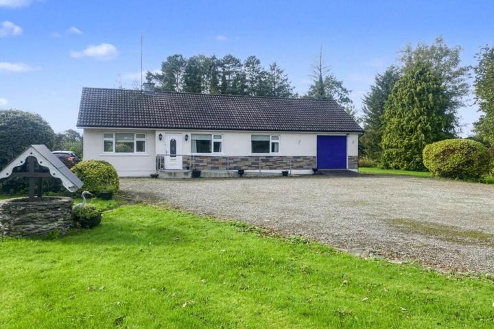 Abbeyville, Belleen, Nenagh, Co. Tipperary, E45X995
