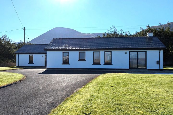 1 Old Hall Road, Lecanvey, Westport, Co Mayo, F28VE77