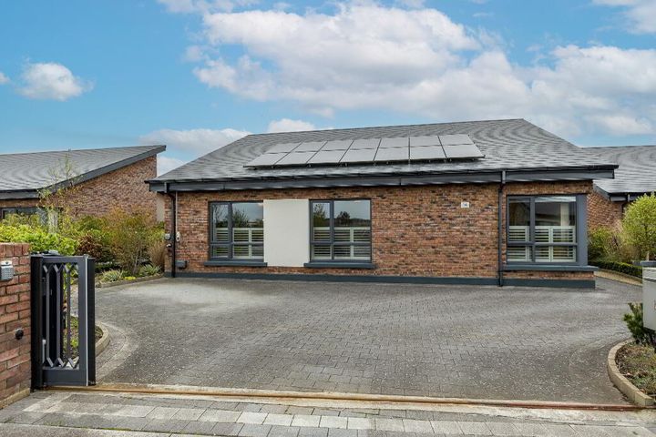14 Sleepy Hollow, Kinsealy Lane, Malahide, Dublin